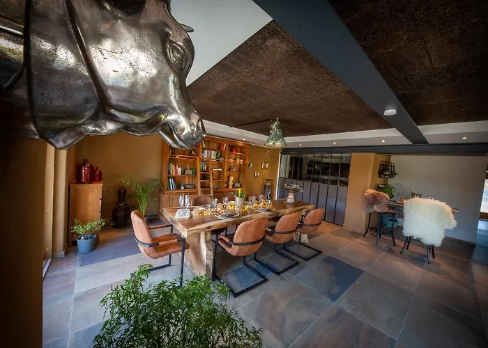 & Breakfast Havilland