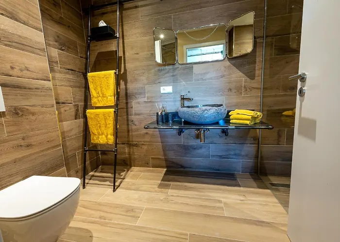 & Breakfast Havilland